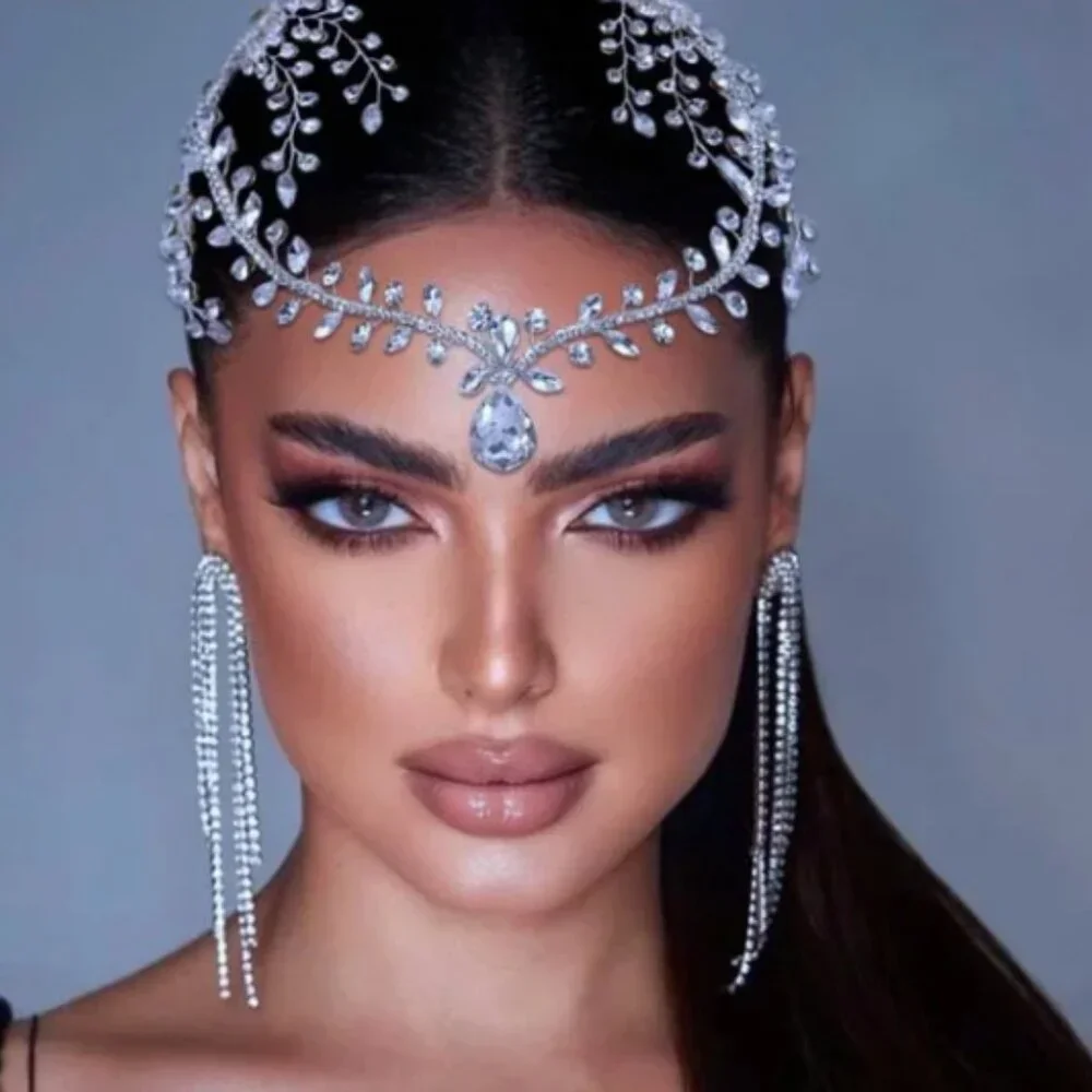 The Moonlit Enchantment Bridal Set - Picture 2 of 16